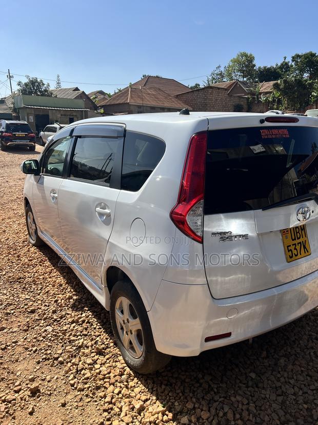 Toyota Passo 1.3 FWD 2009 White