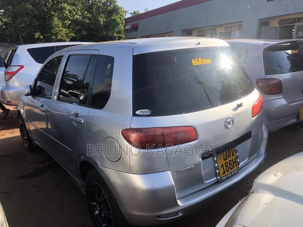 Mazda Demio 2002 Silver