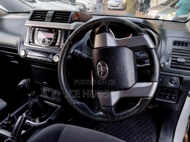 Toyota Land Cruiser Prado 2015 White