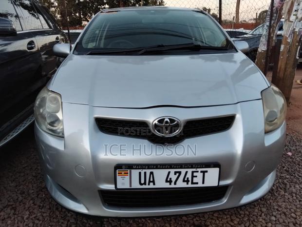 Toyota Auris 2015 Silver