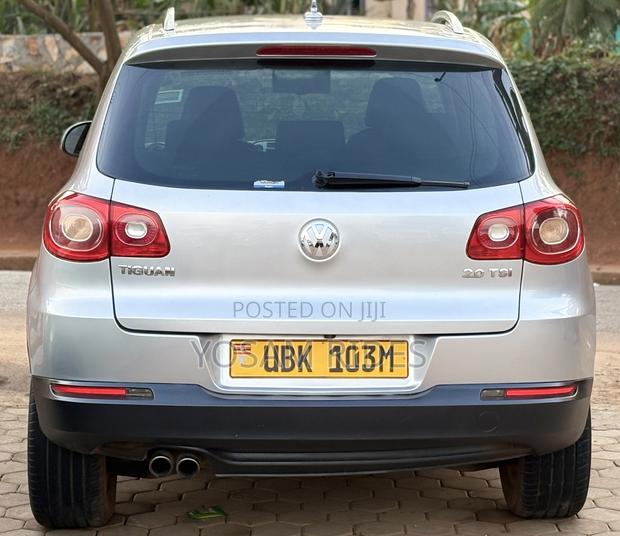 Volkswagen Tiguan S 2010 Silver