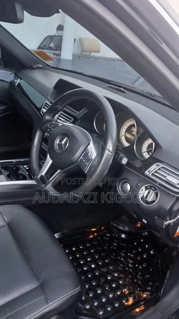 Mercedes-Benz E250 SV Premium 2014 Black