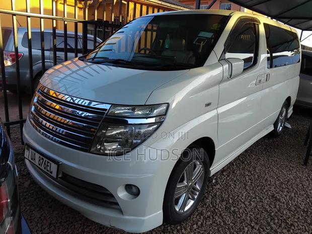 Nissan Elgrand 2018 White