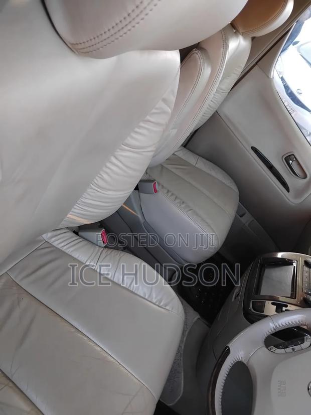 Nissan Elgrand 2018 White