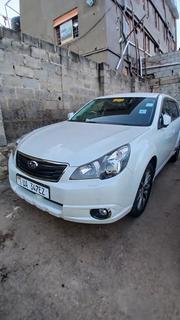 Subaru Outback 2011 White for sale