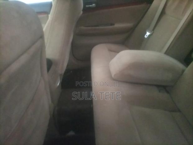 Toyota Mark II 2002 White