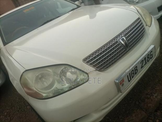 Toyota Mark II 2002 White