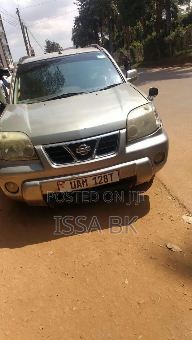 Nissan X-Trail 2002 Brown