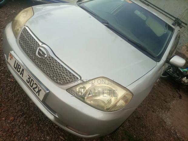 Toyota Corolla Fielder 2004 Silver