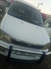 Toyota Noah 2002 White for sale