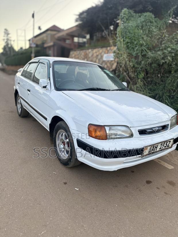 Toyota Corsa 1997 White