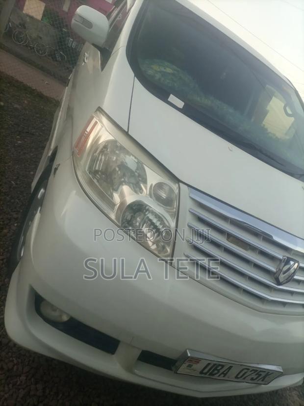 Toyota Alphard 2005 White