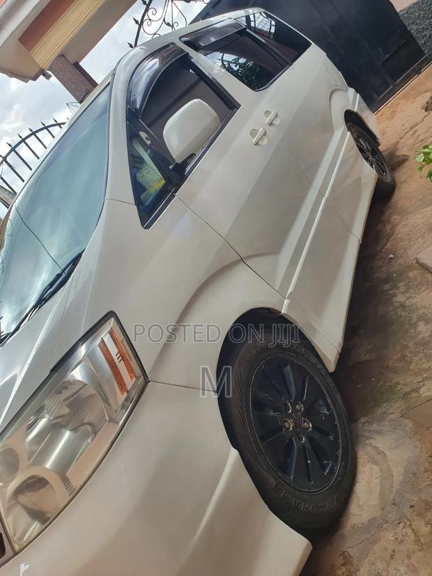 Toyota Alphard 2002 White
