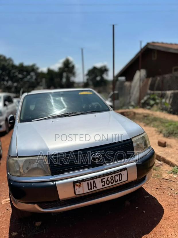 Toyota Probox 2002 Silver