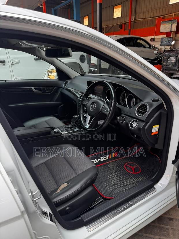 Mercedes-Benz C180 2012 White