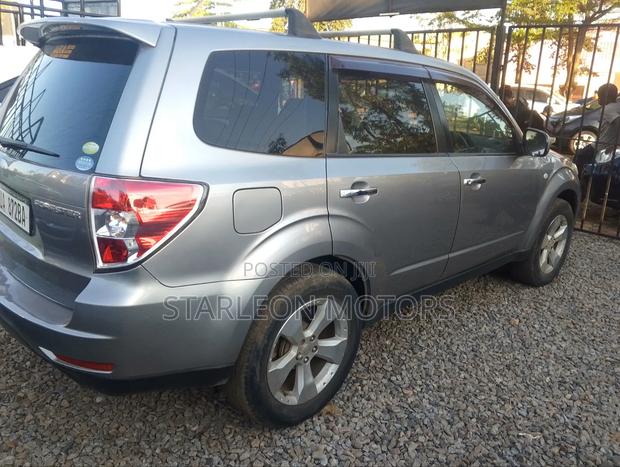 Subaru Forester 2010 Silver