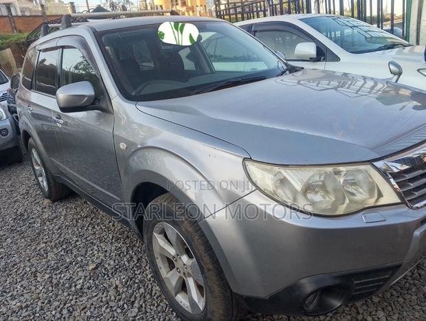 Subaru Forester 2010 Silver
