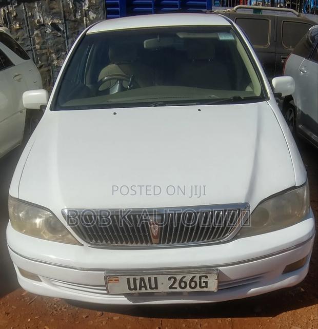 Toyota Vista 2000 White