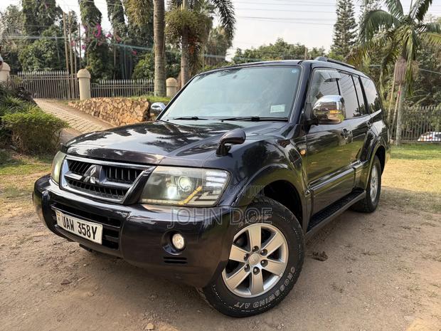 Mitsubishi Pajero 2002 Purple