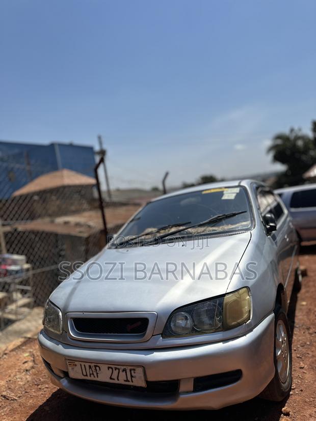 Toyota Ipsum 1989 White