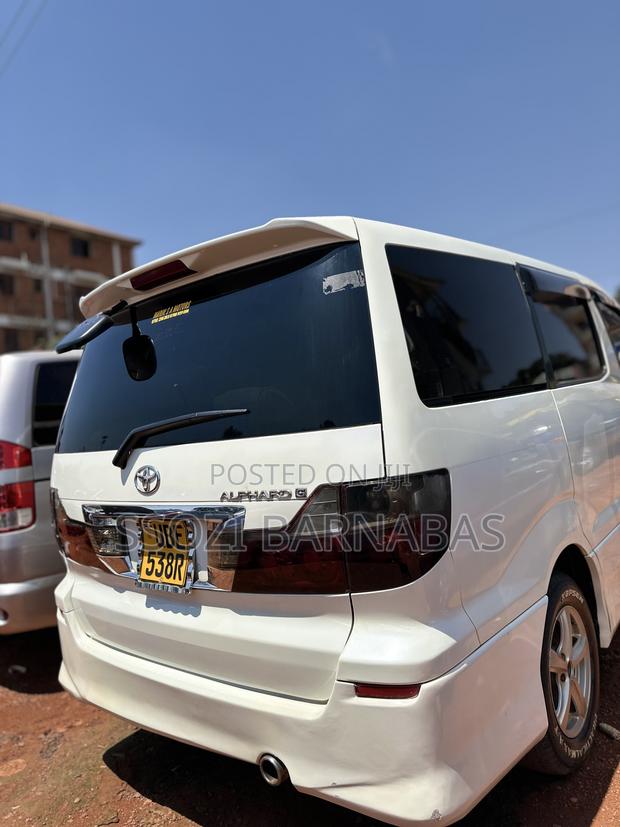 Toyota Alphard 2002 White