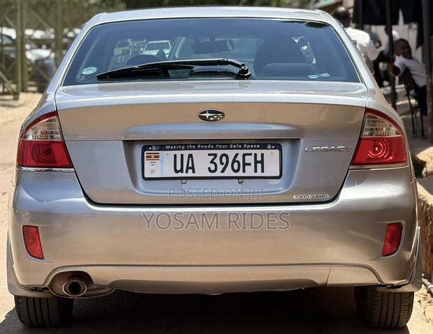 Subaru Legacy 2.0R 2009 Silver