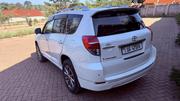 Toyota Vanguard 2010 White for sale