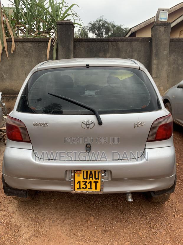 Toyota Vitz 1.3 AWD 5dr 2004 Silver