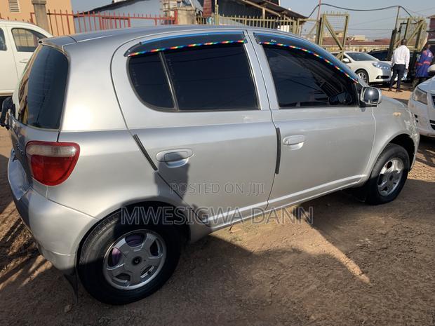 Toyota Vitz 1.3 AWD 5dr 2004 Silver