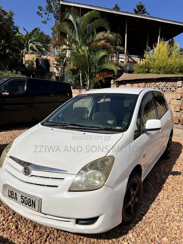 Toyota Corolla Spacio 1.8 X G-edition 4WD 2009 White