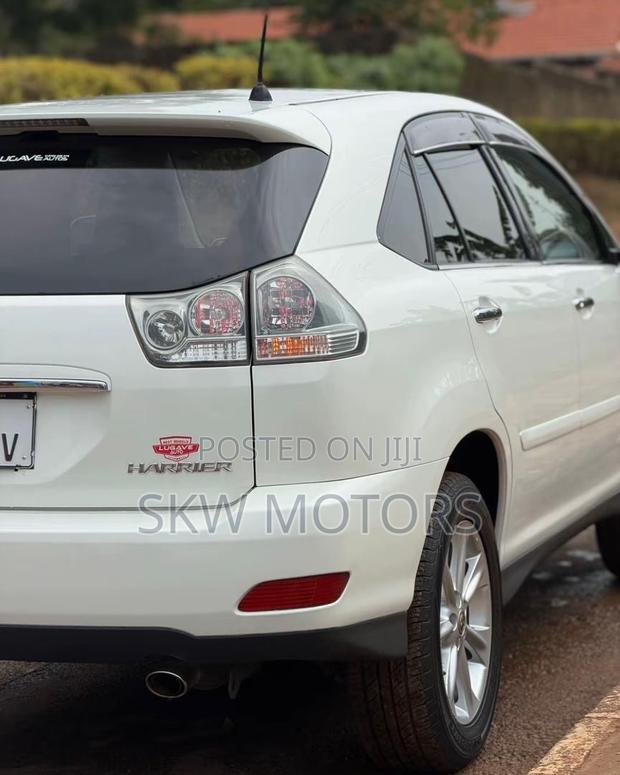 Toyota Harrier 2012 White