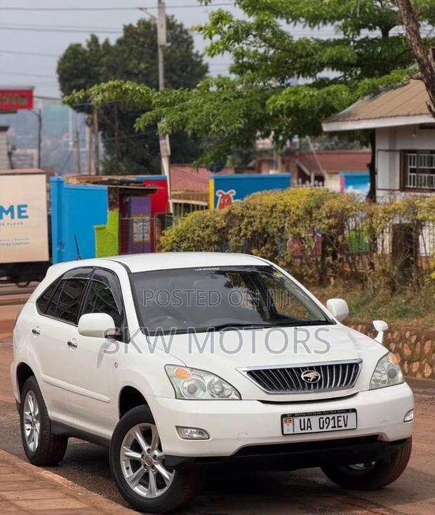 Toyota Harrier 2012 White