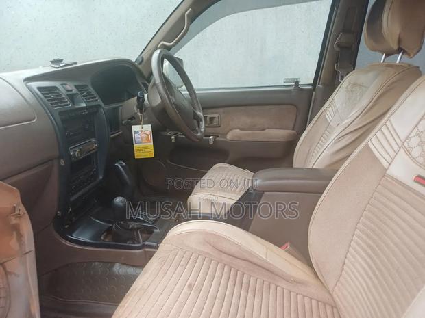 Toyota Hilux Surf 2005 Silver