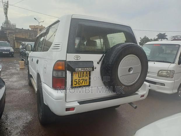 Toyota Land Cruiser Prado 3.0 D 1995 White