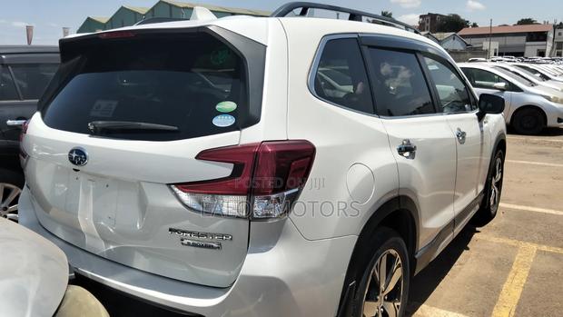 Subaru Forester 2019 White