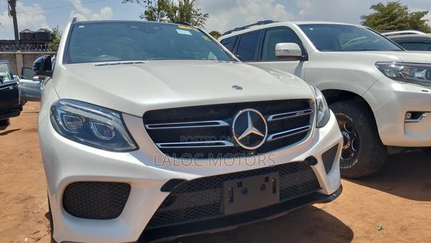 Mercedes-Benz GLE-Class 2018 White