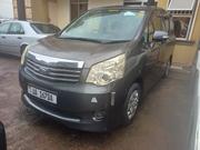 Toyota Noah 2.0 143hp AWD (7 Seater) 2013 Gray for sale