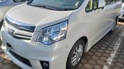 Toyota Noah 2013 White for sale