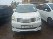 Toyota Noah 2.0 143hp AWD (8 Seater) 2012 White for sale