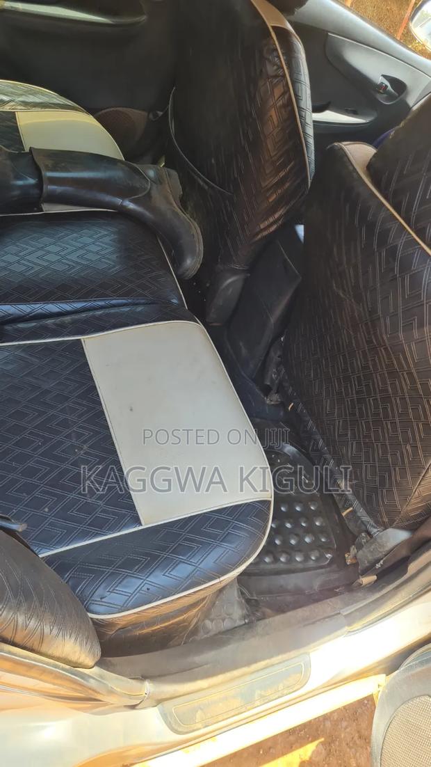 Toyota Corolla Fielder 2010 Silver