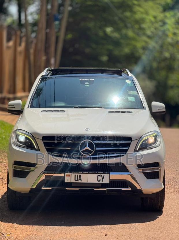 Mercedes-Benz M Class ML350 4dr SUV (3.5L 6cyl 7A) 2014 White