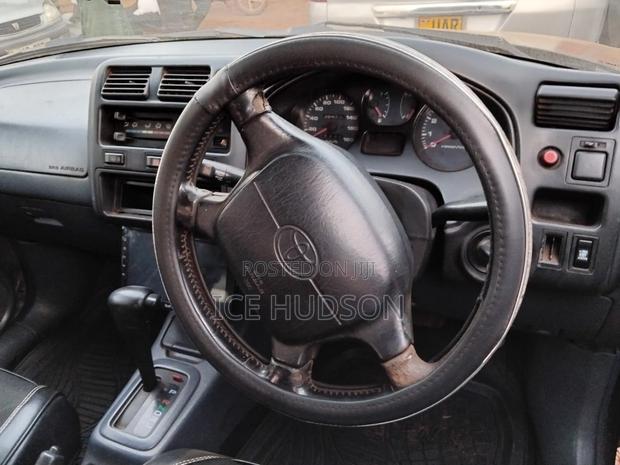 Toyota RAV4 1999 Black