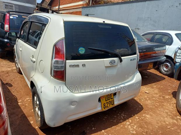 Toyota Passo 2006 White