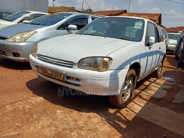 Toyota Starlet 1994 White