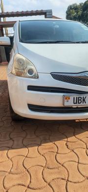 Toyota Ractis 1.3 FWD 2009 White for sale