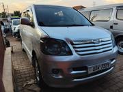 Toyota Noah 2004 Silver for sale