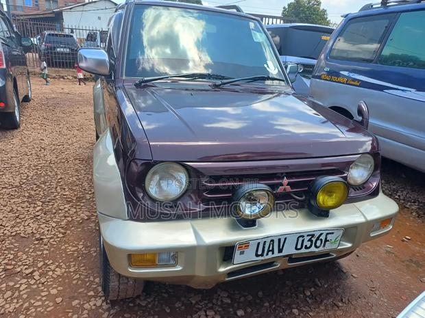 Mitsubishi Pajero Mini VR-I 1997 Red