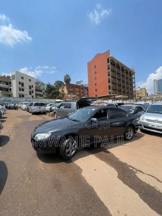Subaru Legacy 2.0R Sportshift 2009 Black