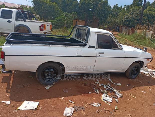 Datsun 1200 1973 White