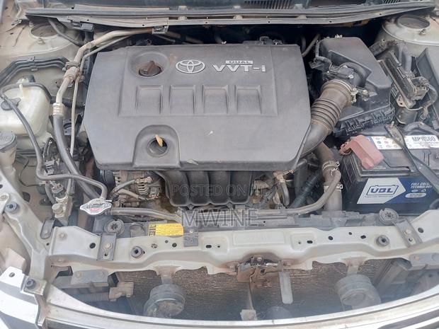 Toyota Premio 1.8 AWD 2009 Silver